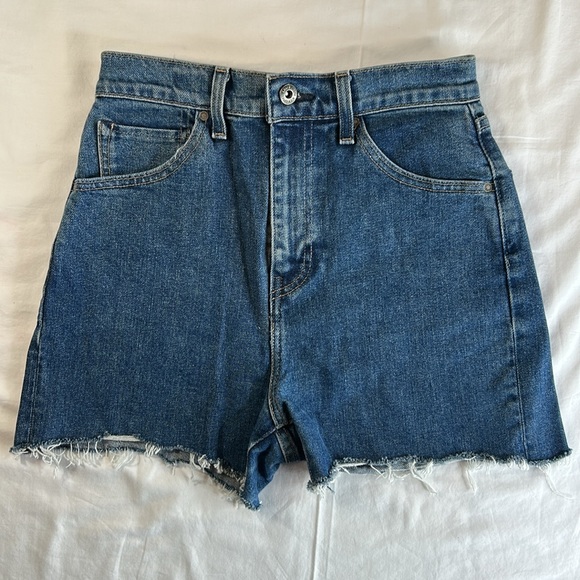 Levi’s‎ 701’s  jeans shorts cut offs High Rise size 25 - Picture 1 of 9